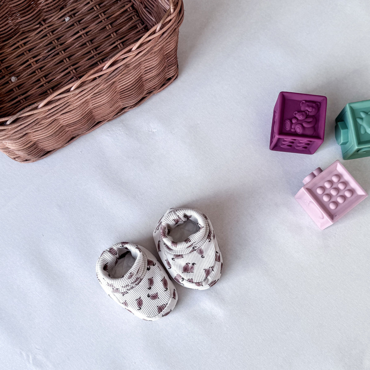 Chaussons naissance en coton bio, Pingouins