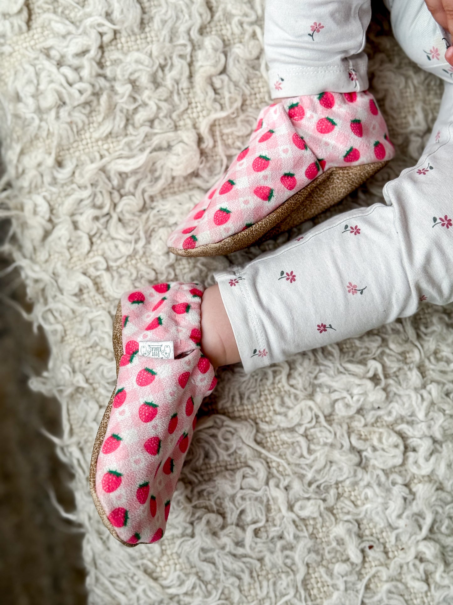 Chaussons Bébé – Fraises
