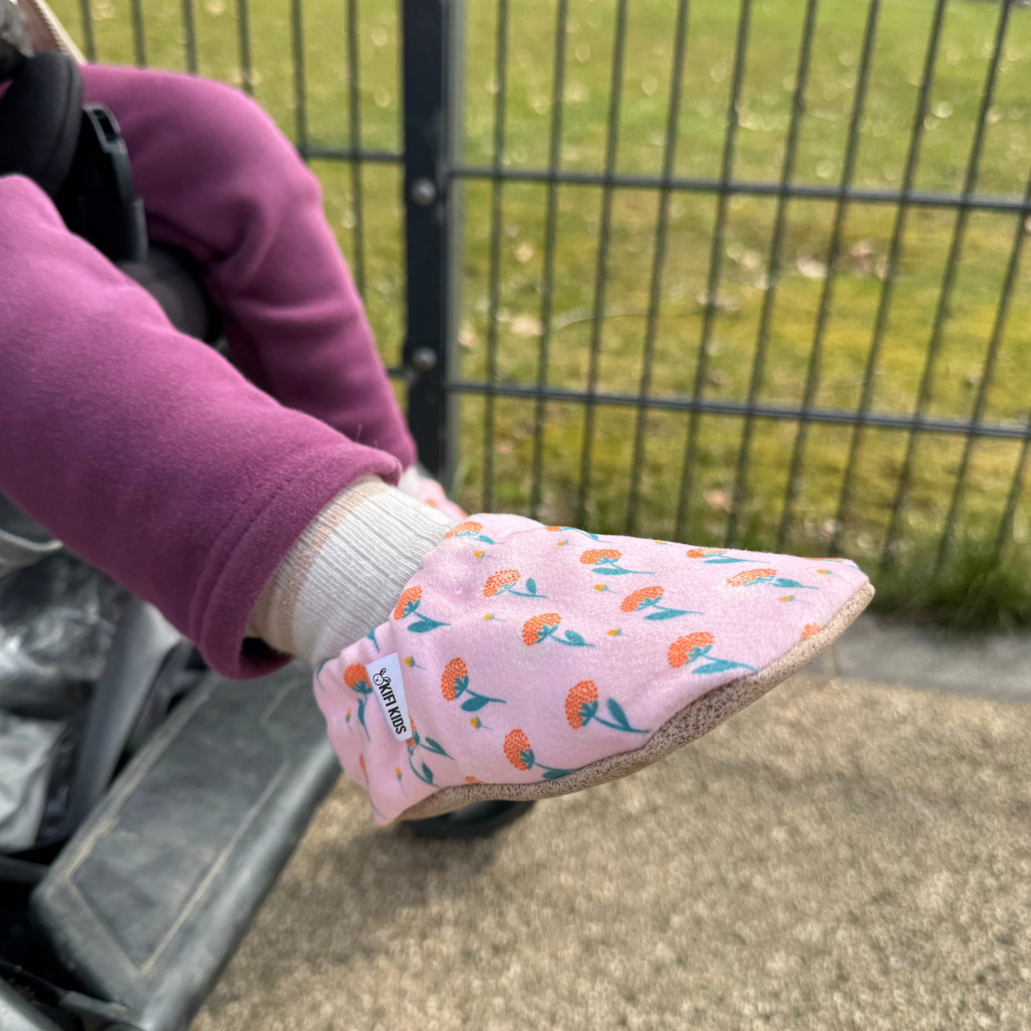 Krabbelschuhe für Babys – Frühlingsblumen