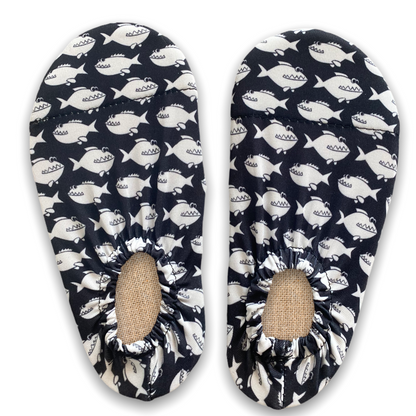 Children’s Non-slip Swim Shoes, Beach Shoes, Black Shark design